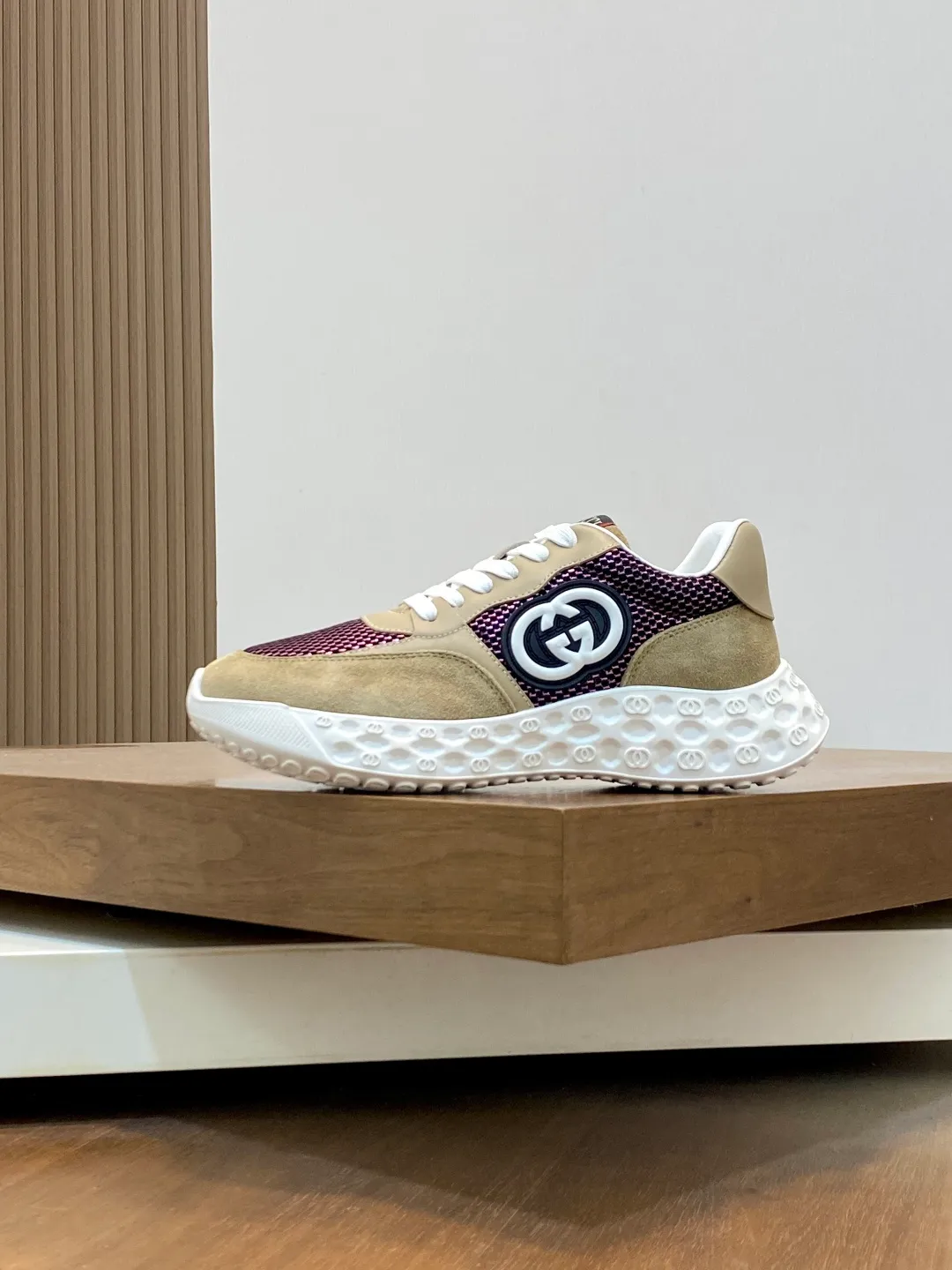 Men's shoes 💰780 [Gucci] Gucci - High-end quality original order - Upper: Napa calfskin, pebbled calfskin, computer embroidered brand totem - Inner: water-dyed cowhide - Outsole: ultra-light TPU·rubber; two-color molded outsole -Super high quality control·Fine workmanship: highlighted (high-end·luxury·grade) -Size: 38-44 (38 45 can be customized)